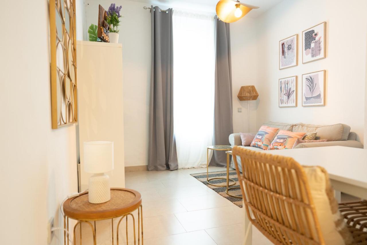 GoToSeville ALTAIR SUITES Extérieur photo